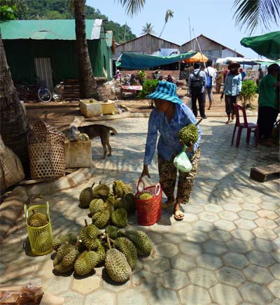 kampot durian at the kep crab market